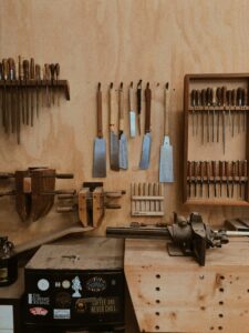 Louer ses outils plutôt qu&rsquo;acheter : les meilleures options en ligne